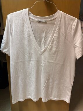 Zara Classic Women’s V-Neck Tee